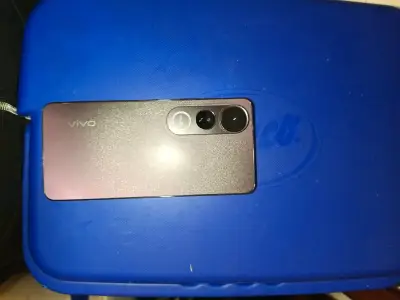vivo V50 Lite 5G smartphone - miniatura 4