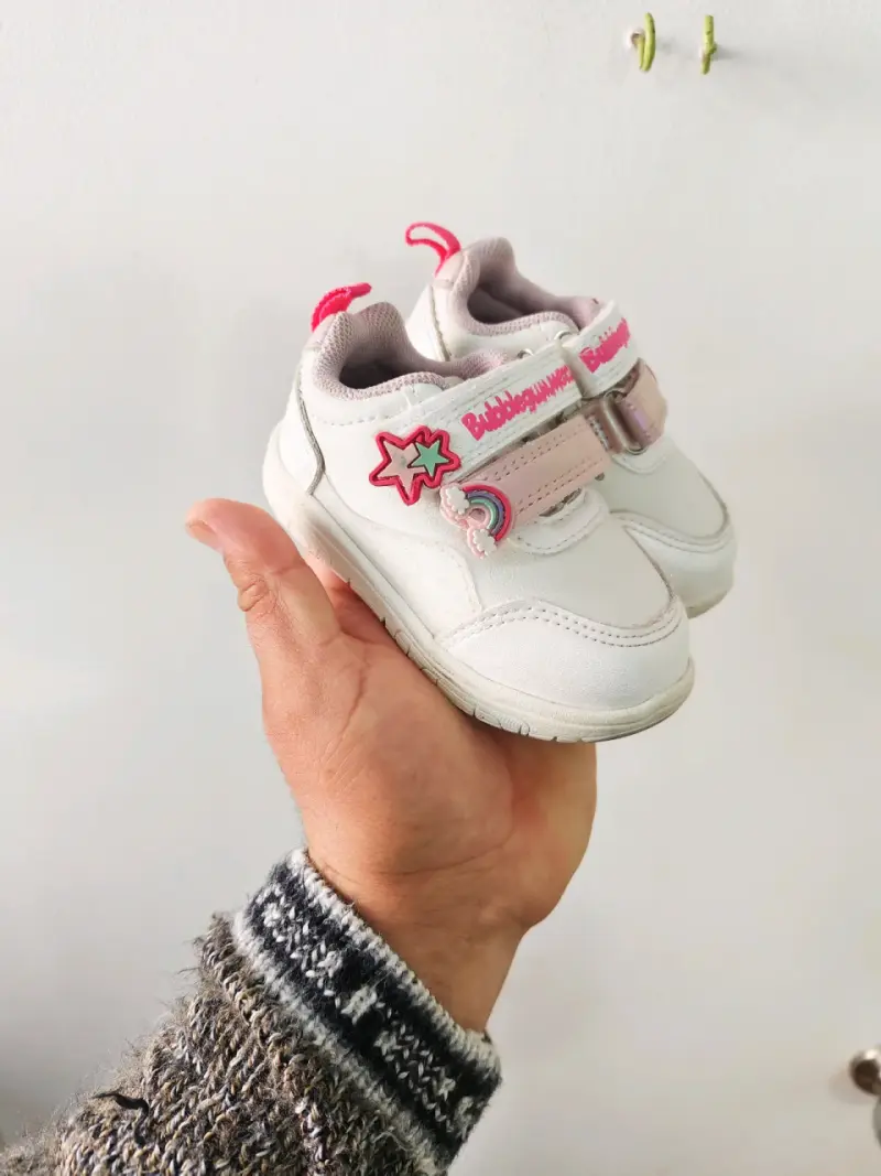 Zapatillas infantiles blancas Bubblegum