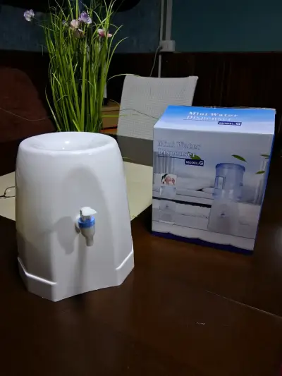 Dispensador de agua mini - miniatura 1