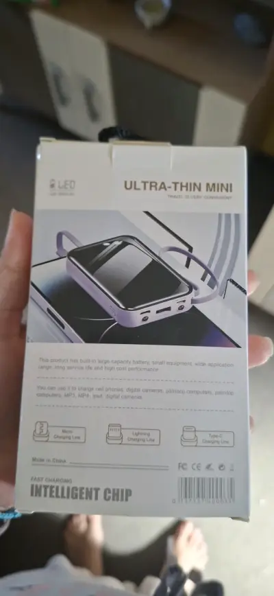 Power bank ultrafino mini - miniatura 1