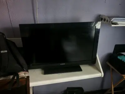 Televisor Sony Bravia pantalla plana - miniatura 1