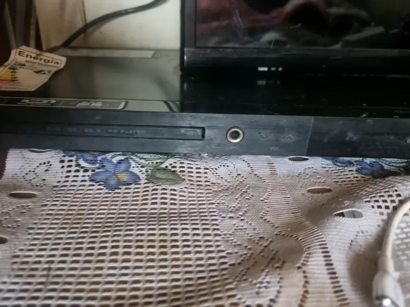 Televisor Sony Bravia pantalla plana - 2