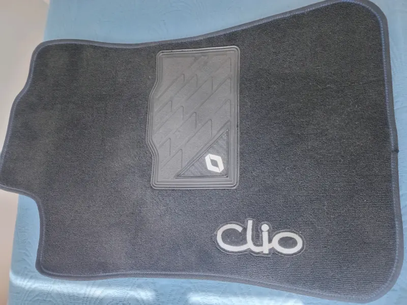 Alfombras para auto renault Clio - 3