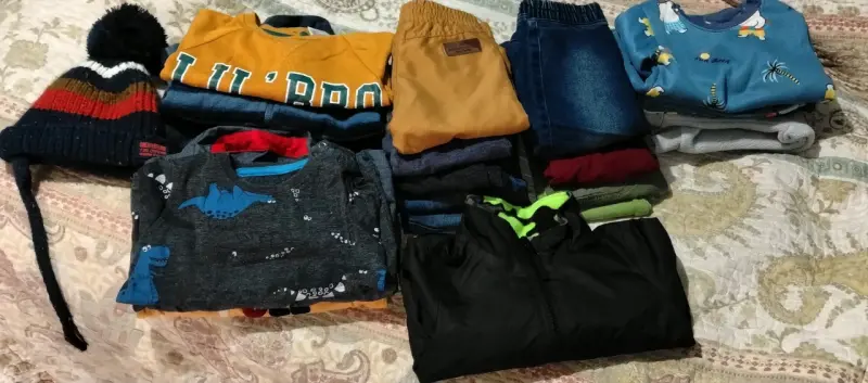Conjunto infantil con polerón y jeans - 6