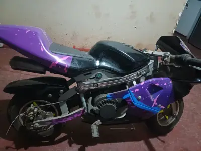 Minimoto morada para niños - miniatura 4