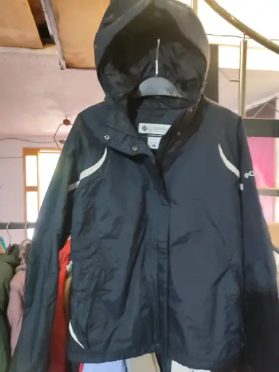 Chaqueta impermeable negra Columbia talla xl - miniatura 1