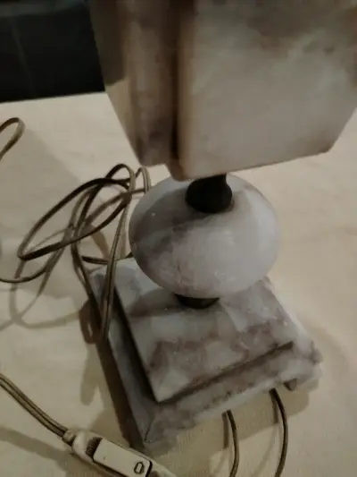 Lámpara de mármol vintage - miniatura 4