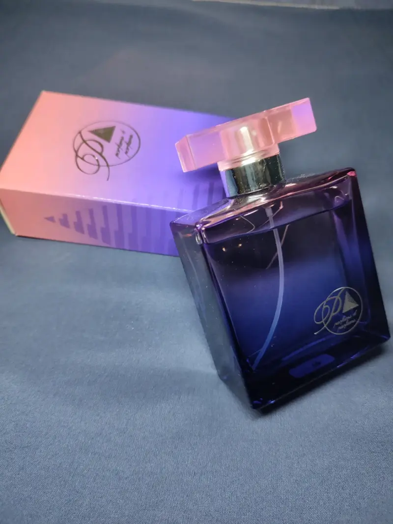 Perfume con caja original