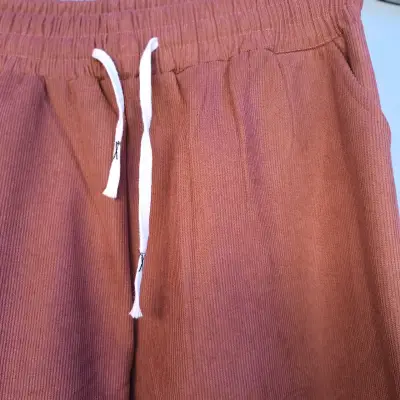 Pantalones cotelé anaranjados  mujer - miniatura 5