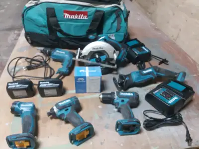 Kit herramientas Makita con accesorios - miniatura 6