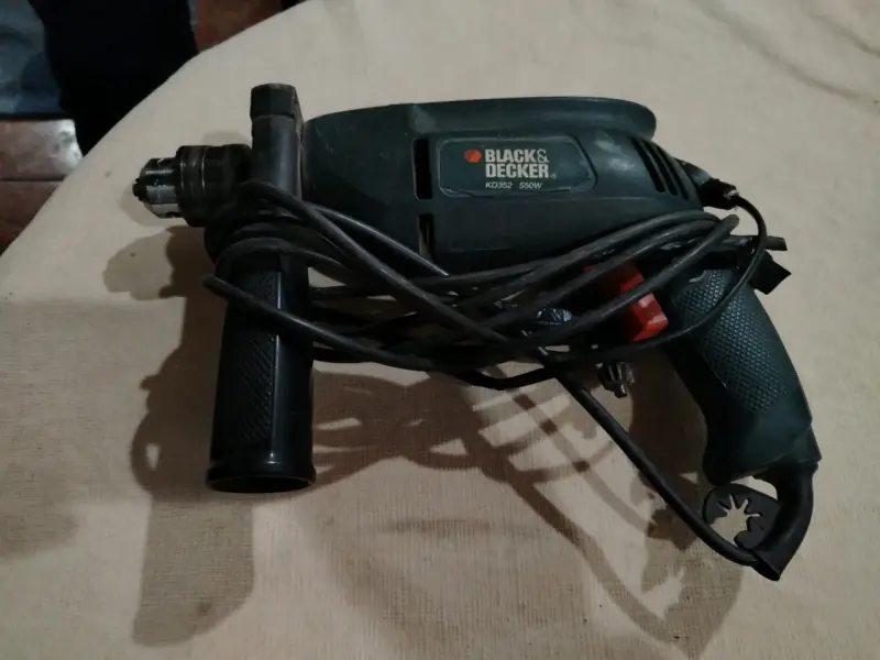Taladro eléctrico Black & Decker - 5
