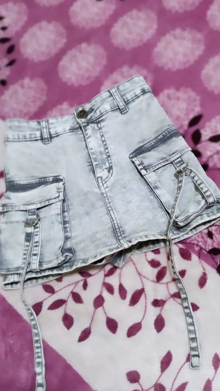 Falda corta denim gris