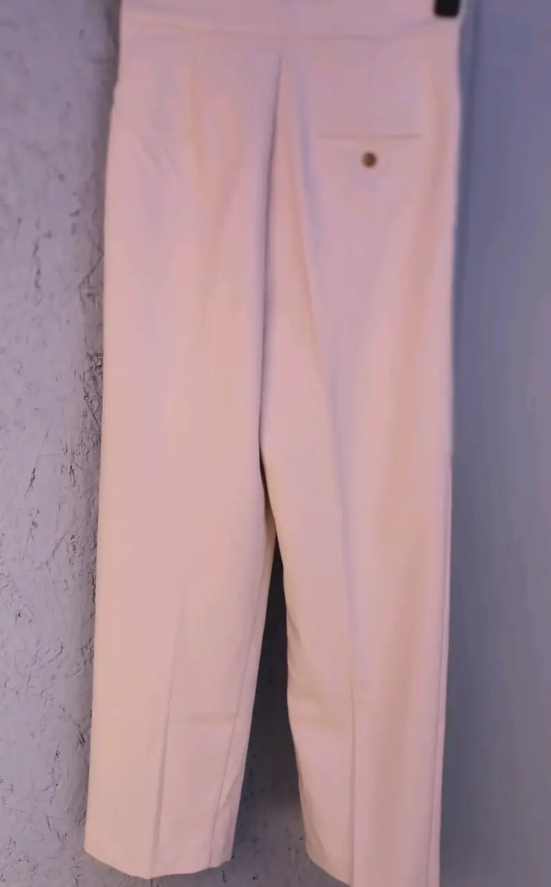 Pantalones beige elegantes - 5