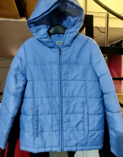 Chaquetas Europeas hermosas $10000 cualquiera - miniatura 2