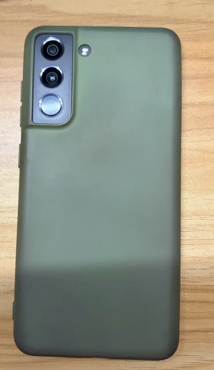 Samsung Galaxy S21 FE - 2