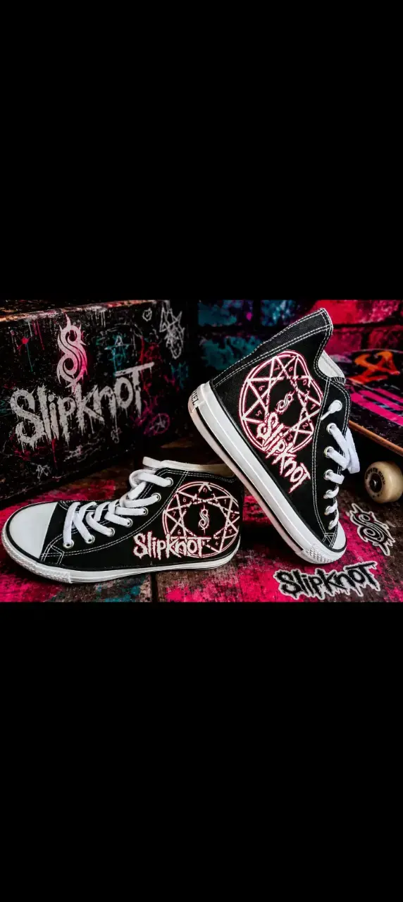 Zapatillas negras Slipknot