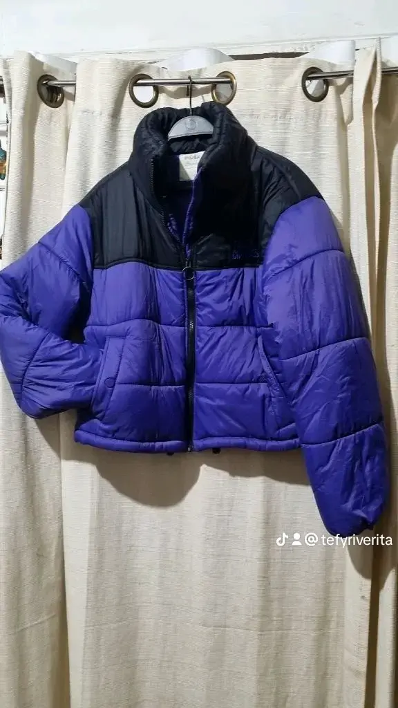 Chaqueta acolchada púrpura y negra - 2