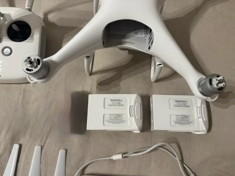 Drone DJI Phantom 4 pro kit - 4