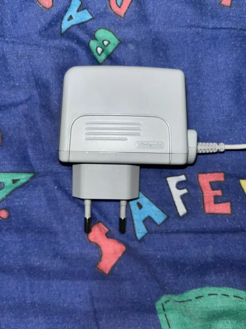 Cargador Nintendo original - 1