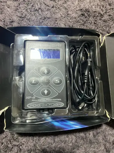 Controlador digital para tatuajes - miniatura 1