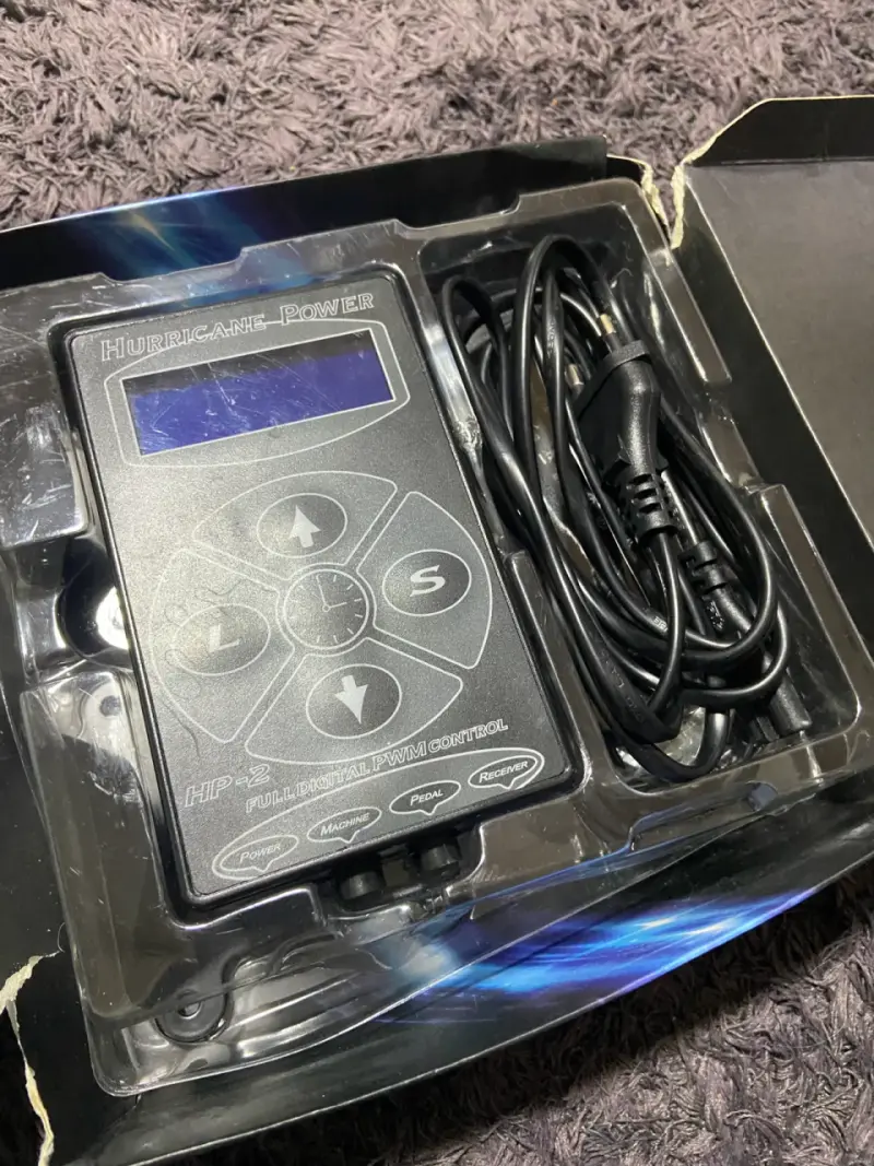 Controlador digital para tatuajes - 2