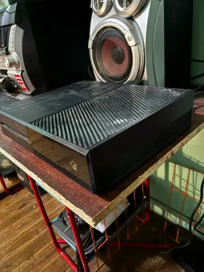 Consola Xbox One negra 500gb - miniatura 4