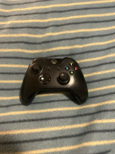 Consola Xbox One negra 500gb - miniatura 5