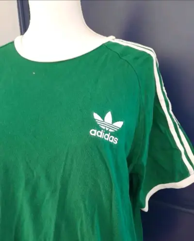 Polera verde Adidas - miniatura 2