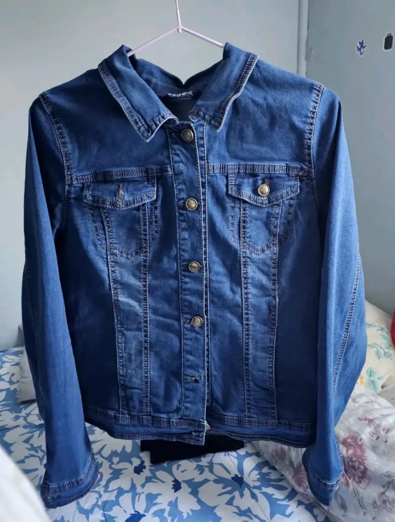 Chaqueta de mezclilla azul