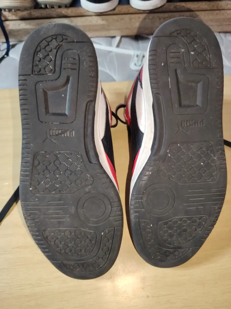 Zapatillas Puma rojas y blancas - 3
