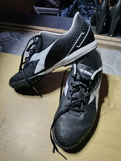 Zapatillas deportivas negras - miniatura 1