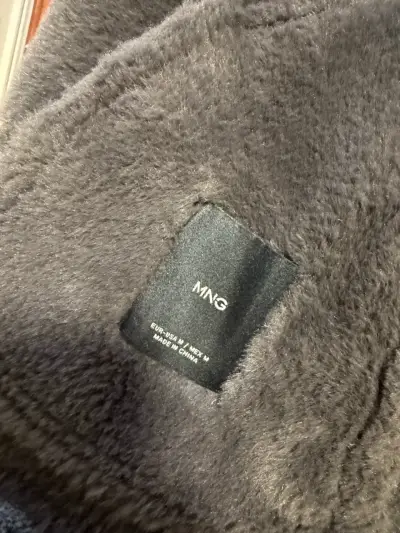 Chaqueta efecto piel negro - miniatura 3