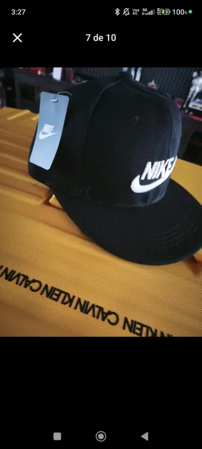 Gorra negra Nike - miniatura 3