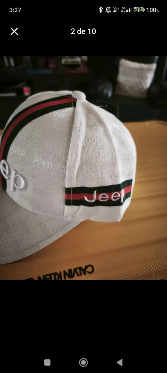 Gorra blanca Jeep con diseño - 2