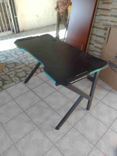 Escritorio gaming negro modern - miniatura 4