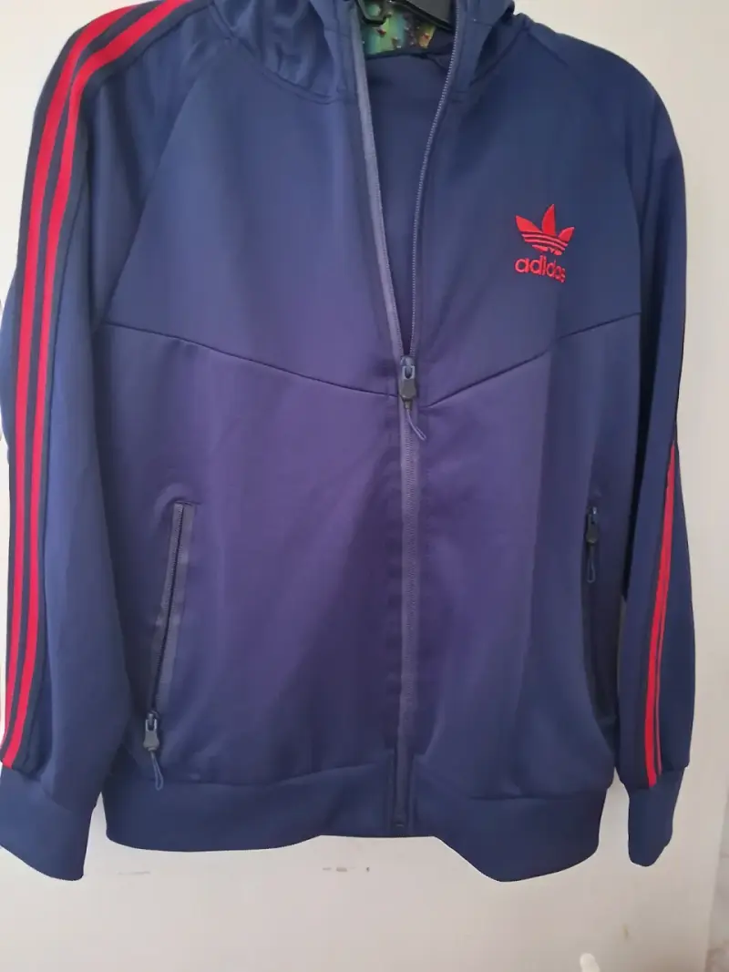 Chaqueta deportiva Adidas azul