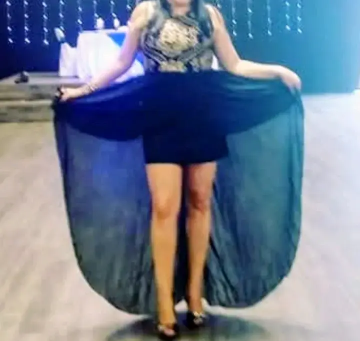 Vestido elegante negro con encaje