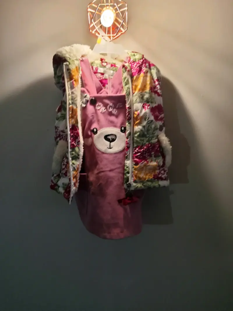 Chaqueta infantil floral y jardinera limonada - 1