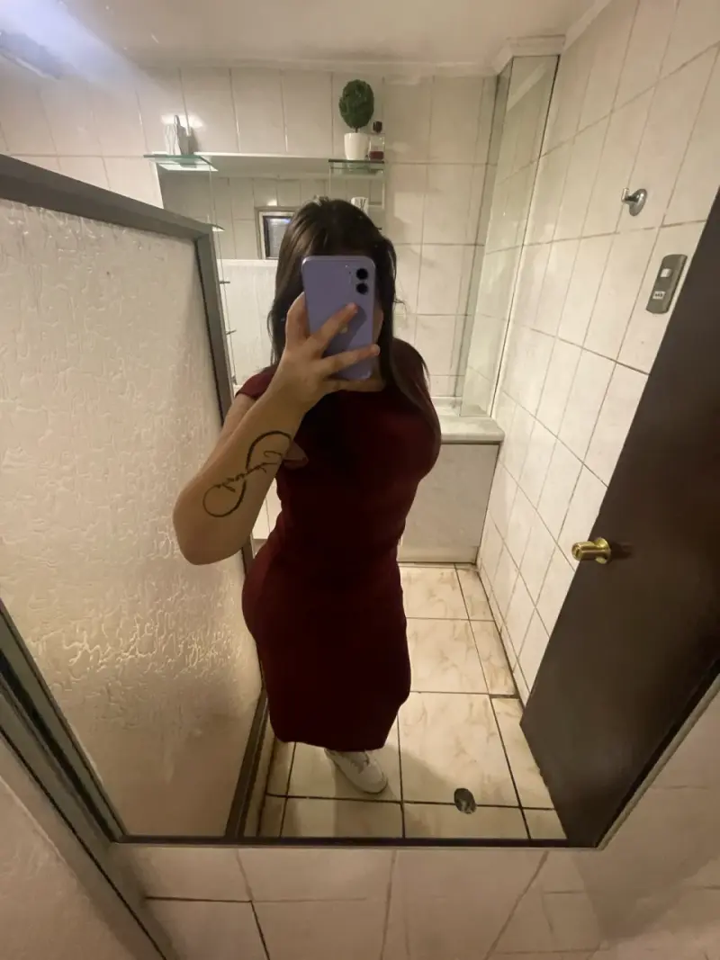 Vestido ajustado burdeos - 1