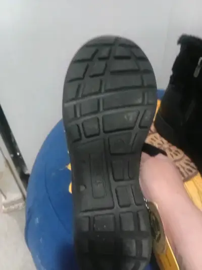 Botines negros de invierno - miniatura 4