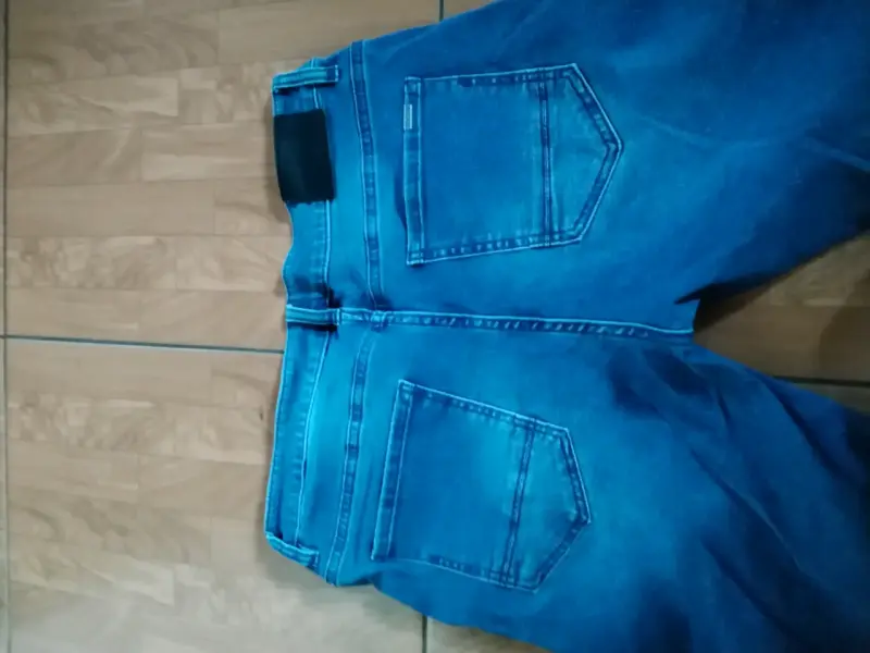 Jeans mossimo de hombre talla 42 - 3