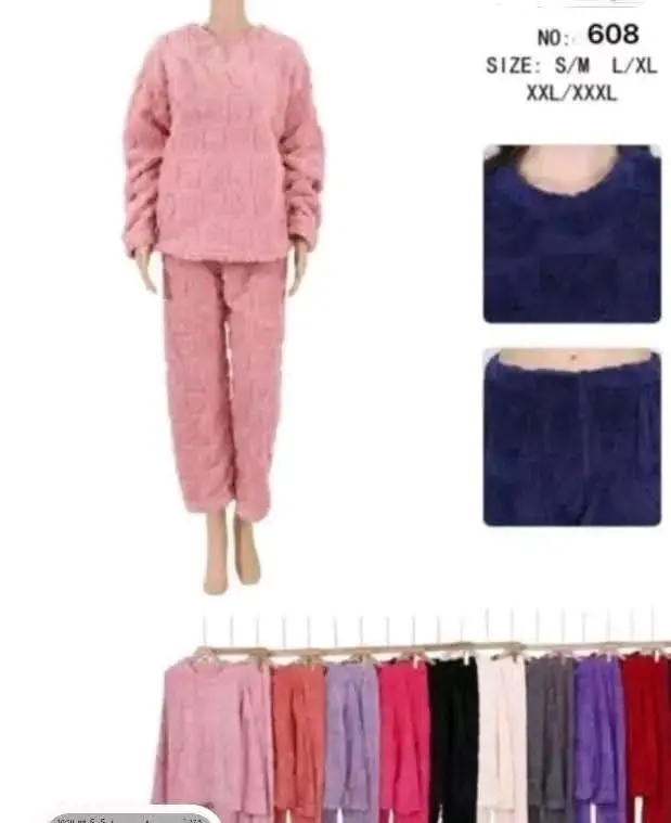 Pijama peludo color blanco café negro disponible