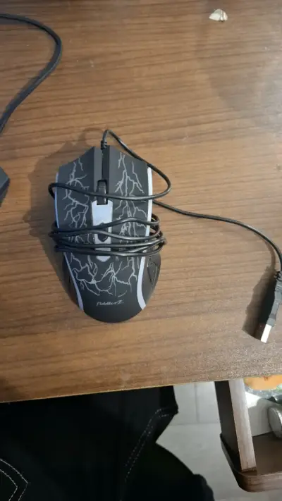 Mouse gamer con cable - miniatura 2