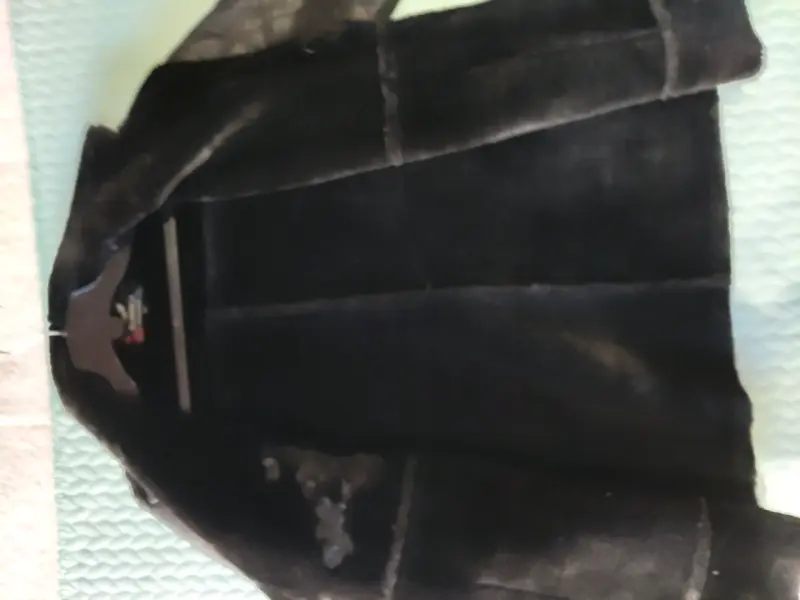 Gamulan negro negro con piel - 2