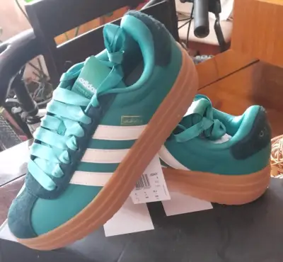 Zapatillas Adidas verde menta - miniatura 1