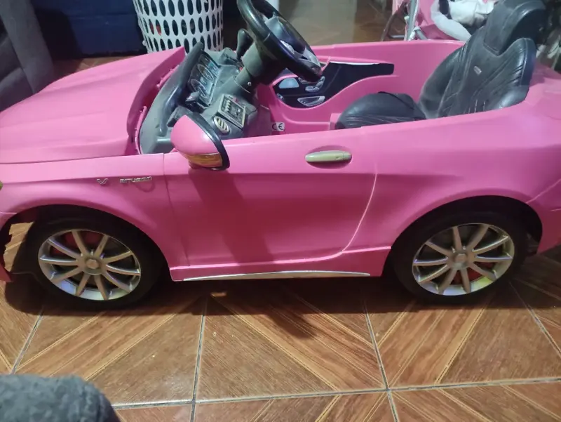 Auto eléctrico infantil rosa - 2