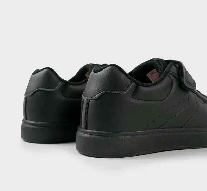 Zapatillas negras CKY para niño - 6