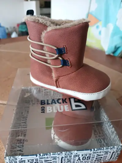 Botas infantiles con forro - miniatura 1