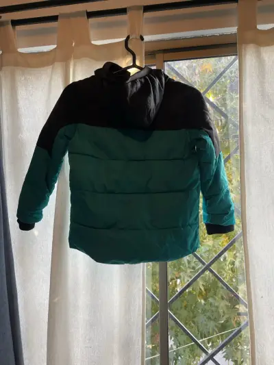 Parka bicolor con capucha - miniatura 1