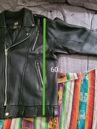 Chaqueta de cuero negra con cierre - miniatura 5